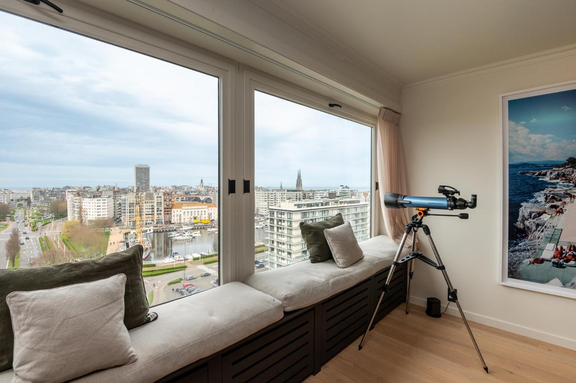 Stunning Views Over With Garage Apartment